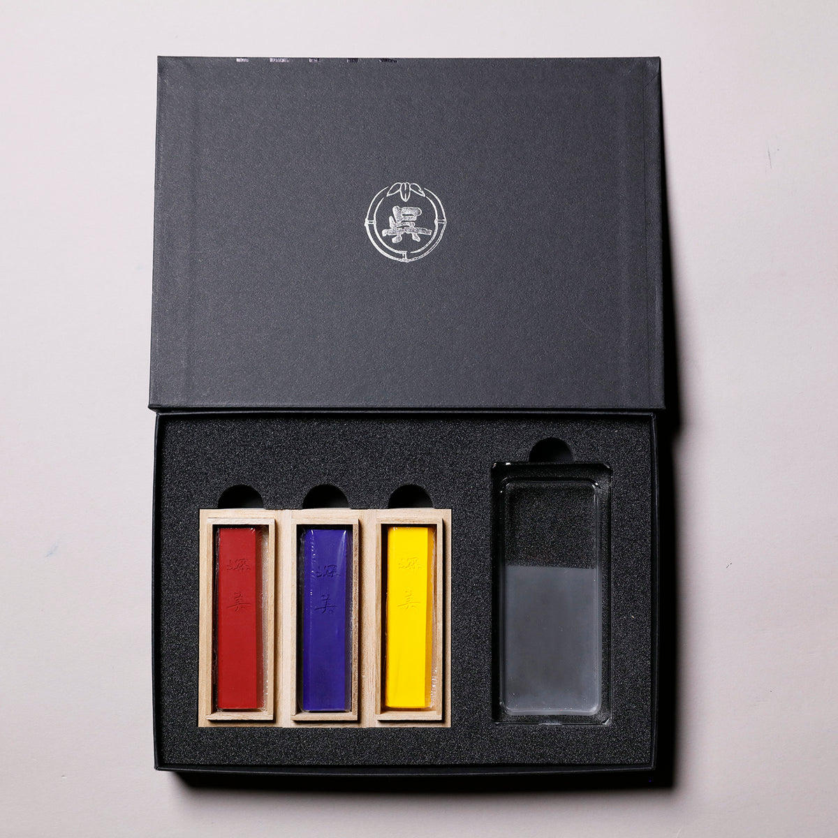 LIMITED  Saiboku Shimbi 3 Colors & Glass Inkstone Set